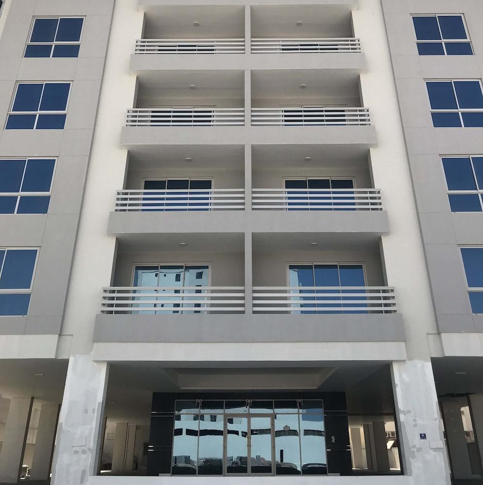 Al Manzil Residence Hidd2 Manama Exterior photo